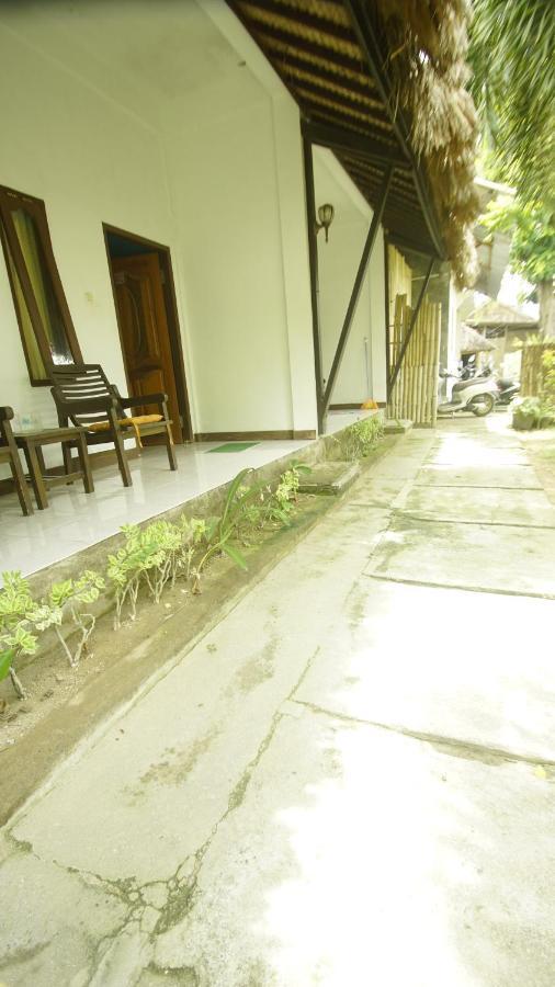 Mimi Kuta Homestay Екстер'єр фото