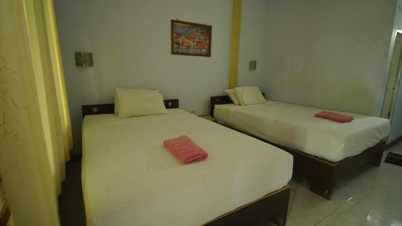 Mimi Kuta Homestay Екстер'єр фото