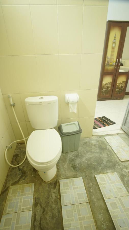 Mimi Kuta Homestay Екстер'єр фото