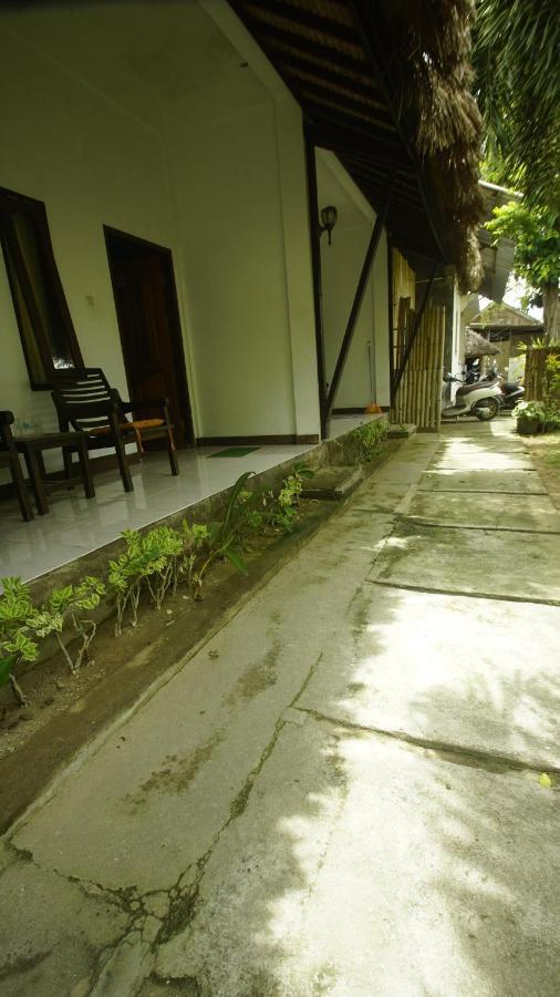 Mimi Kuta Homestay Екстер'єр фото